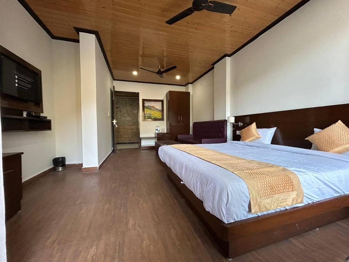 Hotel 7 Heavens Masuri Exterior foto