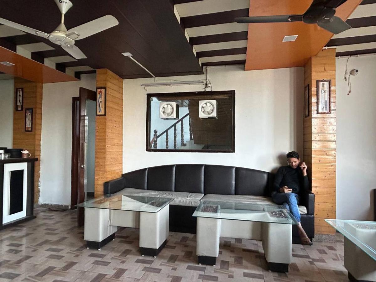 Hotel 7 Heavens Masuri Exterior foto