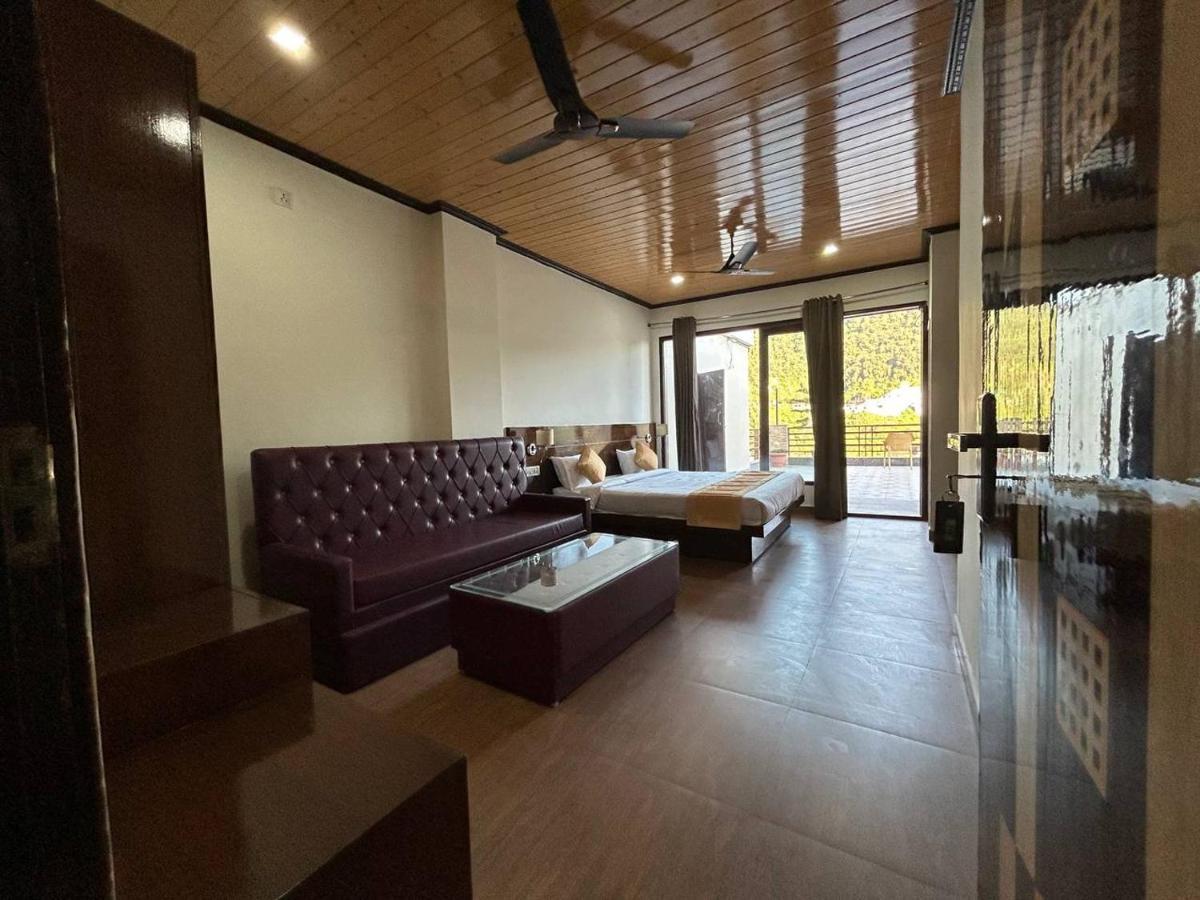 Hotel 7 Heavens Masuri Exterior foto